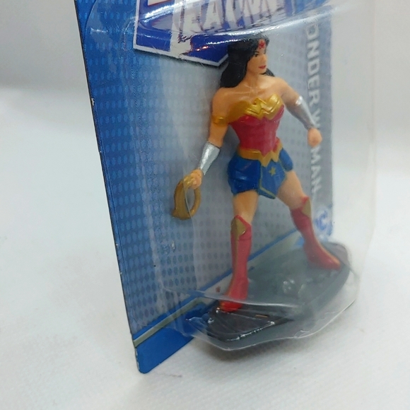 Mini Figures Winder Wiman DC Justice League Micro Collection 3" Action Figure - Picture 3 of 4